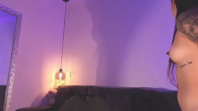 Isabella francoo online show from 5, 2, 2026