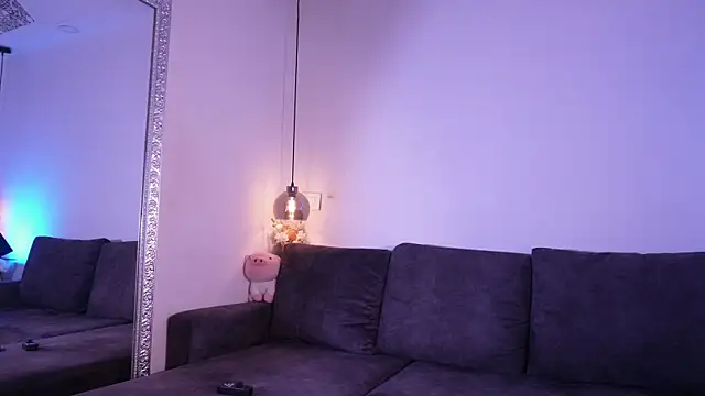 Isabella francoo online show from 8, 5, 2026