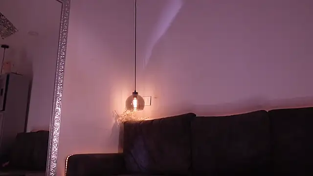 Isabella francoo online show from 25, 6, 2026
