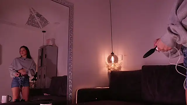 Isabella francoo online show from 24, 7, 2026