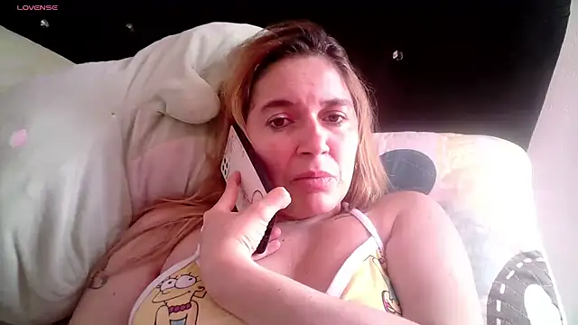 Izury Blondee online show from 23, 2, 2025