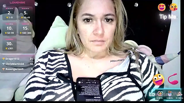 Izury Blondee online show from 13, 3, 2025