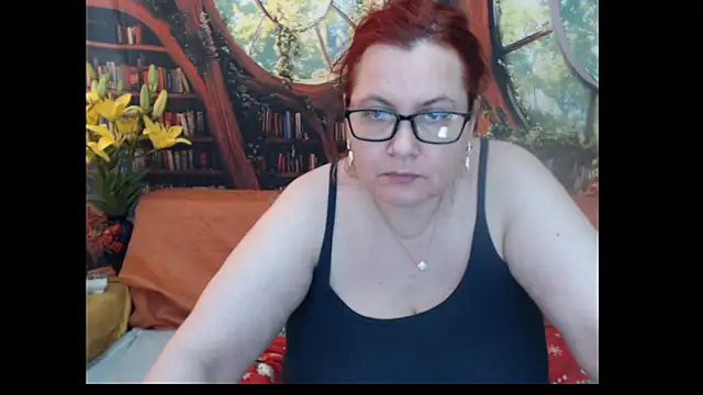 Snapshot of PlayfullMature chatting on 28, 6, 2026 PlayfullMature online show from 28, 6, 2026