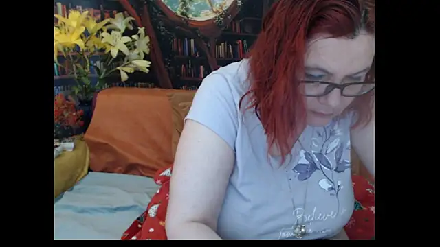 Snapshot of PlayfullMature chatting on 4, 7, 2026 PlayfullMature online show from 4, 7, 2026