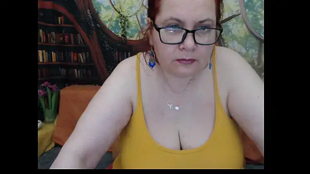 Snapshot of PlayfullMature chatting on 27, 7, 2026 PlayfullMature online show from 27, 7, 2026