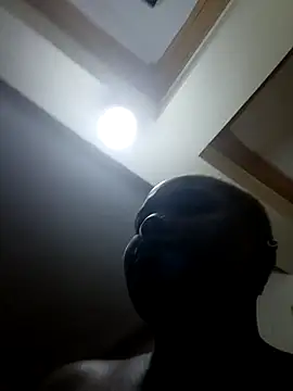 queennapal online show from 5, 2, 2026