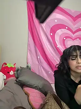 ThickerThanYoBitch online show from 7, 3, 2025