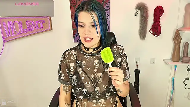 Snapshot of Violet-Queen chatting on 2, 3, 2025 Violet-Queen online show from 2, 3, 2025