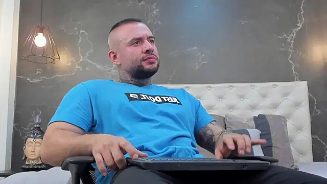 BruceDallas online show from 16, 1, 2025