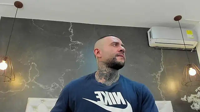 BruceDallas online show from 2, 2, 2025