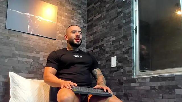 BruceDallas online show from 27, 11, 2025