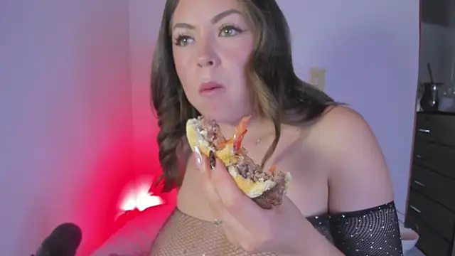 Snapshot of ale_blossom chatting on 12, 10, 2025 ale blossom online show from 12, 10, 2025