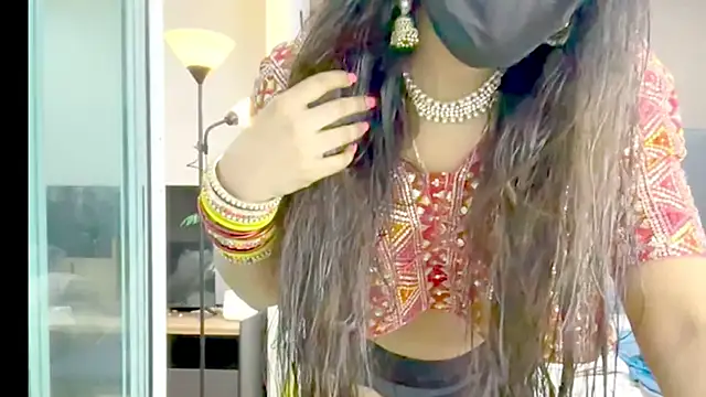 Snapshot of Monalisadon018 chatting on 9, 11, 2025 Monalisadon018 online show from 9, 11, 2025