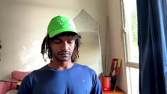 Snapshot of gerson173Hugo chatting on 9, 9, 2025 gerson173Hugo online show from 9, 9, 2025