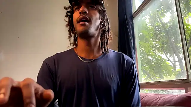 Snapshot of gerson173Hugo chatting on 17, 9, 2025 gerson173Hugo online show from 17, 9, 2025