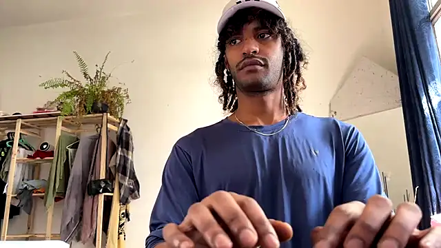 Snapshot of gerson173Hugo chatting on 18, 9, 2025 gerson173Hugo online show from 18, 9, 2025