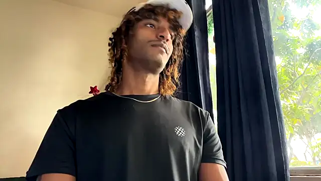 Snapshot of gerson173Hugo chatting on 17, 11, 2025 gerson173Hugo online show from 17, 11, 2025