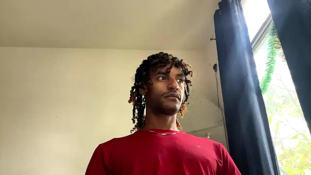 Snapshot of gerson173Hugo chatting on 17, 12, 2025 gerson173Hugo online show from 17, 12, 2025