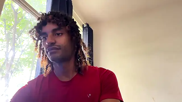 Snapshot of gerson173Hugo chatting on 5, 1, 2026 gerson173Hugo online show from 5, 1, 2026