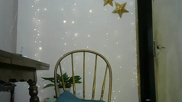 lucecitafantasy2 online show from 11, 1, 2025