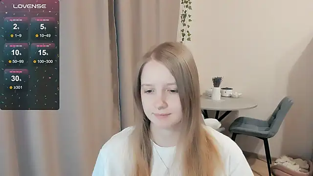 Snapshot of Alyaley chatting on 27, 10, 2025 Alyaley online show from 27, 10, 2025