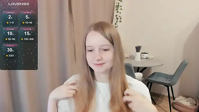 Snapshot of Alyaley chatting on 30, 10, 2025 Alyaley online show from 30, 10, 2025