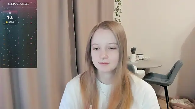 Snapshot of Alyaley chatting on 25, 11, 2025 Alyaley online show from 25, 11, 2025