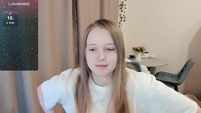 Snapshot of Alyaley chatting on 16, 12, 2025 Alyaley online show from 16, 12, 2025