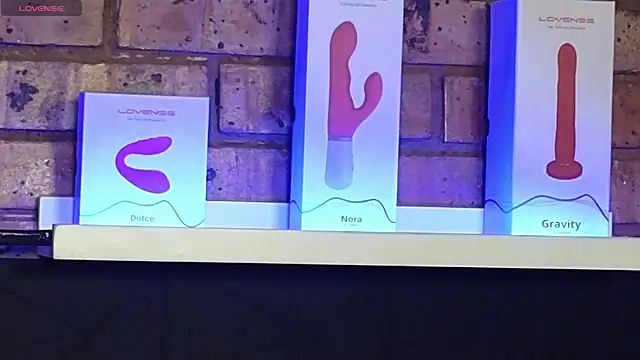 Astoria Moon online show from 18, 9, 2025