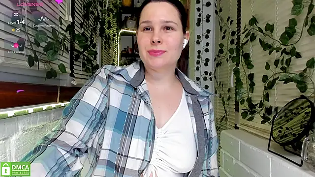 Candys booty online show from 4, 2, 2025