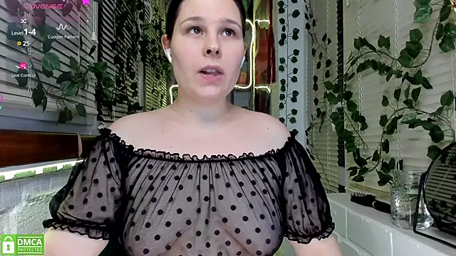 Candys booty online show from 13, 3, 2025