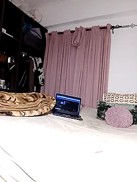 Snapshot of Bella045 chatting on 19, 3, 2025 Bella045 online show from 19, 3, 2025