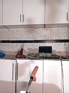 Snapshot of Bella045 chatting on 27, 9, 2025 Bella045 online show from 27, 9, 2025