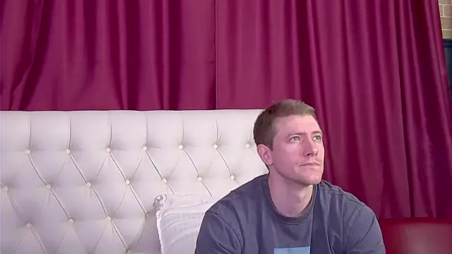 Snapshot of EthanPinkman chatting on 5, 7, 2026 EthanPinkman online show from 5, 7, 2026