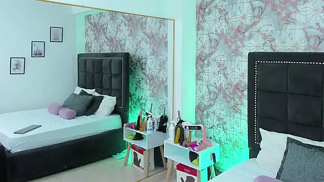 AnyLeonhard online show from 4, 2, 2025