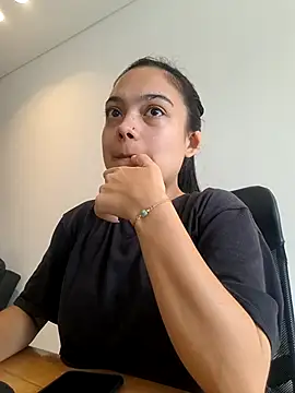 littlemelii online show from 17, 3, 2025