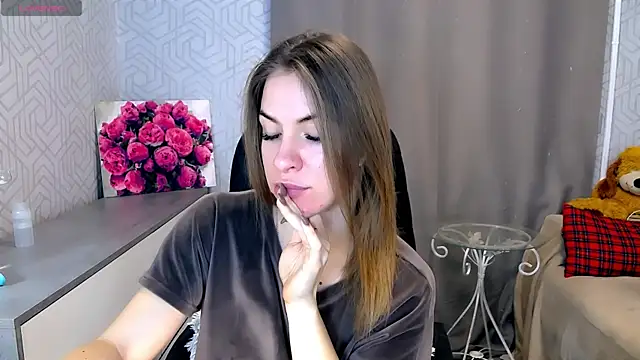 Naughty  Megan online show from 5, 3, 2025