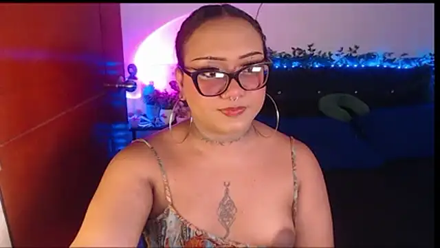 LiaScarlett online show from 17, 6, 2026
