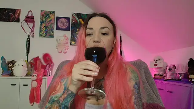 PinkHurricaneOfficial online show from 5, 10, 2025