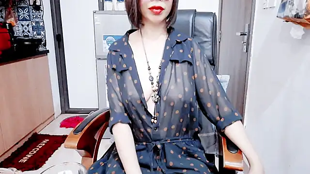 Snapshot of Miu-Le chatting on 7, 2, 2026 Miu-Le online show from 7, 2, 2026