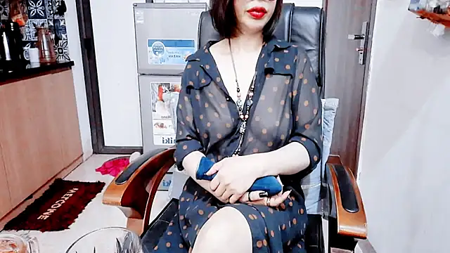 Snapshot of Miu-Le chatting on 8, 2, 2026 Miu-Le online show from 8, 2, 2026