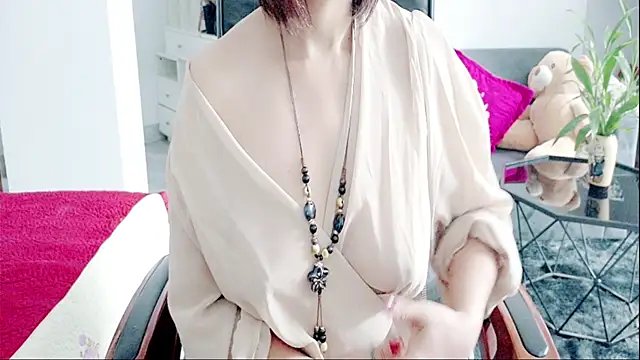 Miu-Le online show from 28, 7, 2026