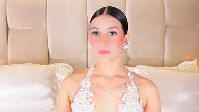 KiraKayleigh1 online show from 30, 11, 2025