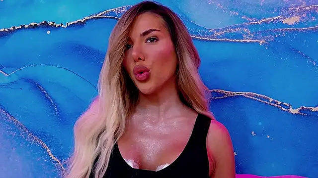 ClaraHazel online show from 28, 2, 2025