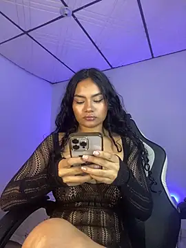 Riana Kean online show from 17, 2, 2025