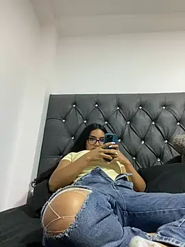 Riana Kean online show from 7, 5, 2026