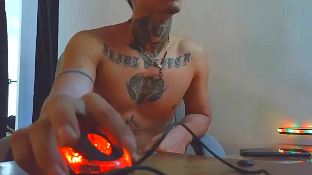 Skartoliver online show from 28, 9, 2025