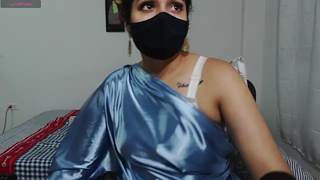 Snapshot of umarany chatting on 14, 11, 2025 umarany online show from 14, 11, 2025