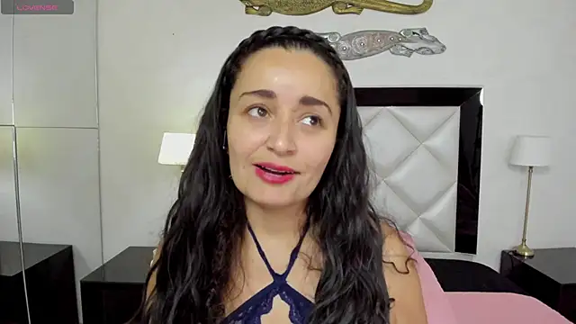 Snapshot of _luna__sweet_ chatting on 7, 2, 2025  luna  sweet  online show from 7, 2, 2025