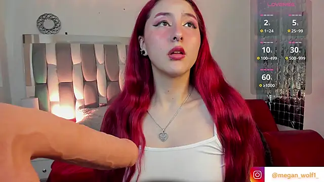 Megan wolf1  online show from 17, 12, 2024